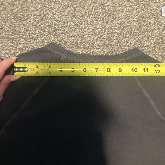 NWT Women’s Madewell Garment Dyed Raglan Henley Tee/ small/coal - Picture 7 of 11